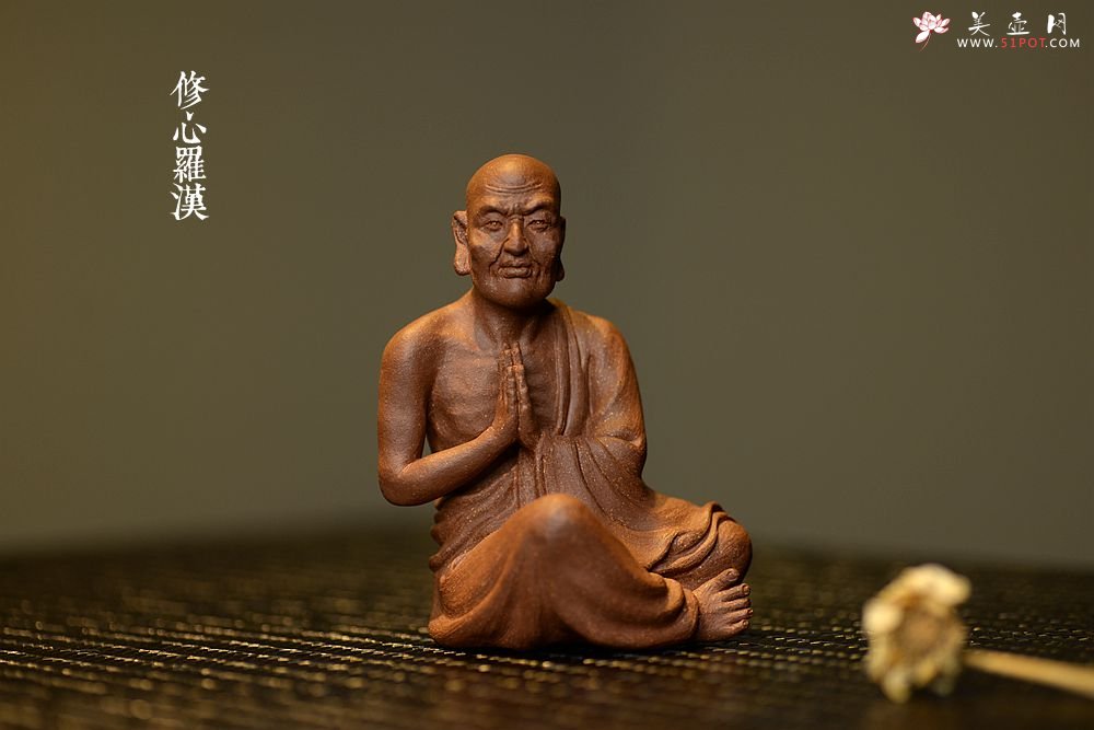 紫砂壶图片：全手雕塑 栩栩如生 精品修心罗汉~ - 美壶网