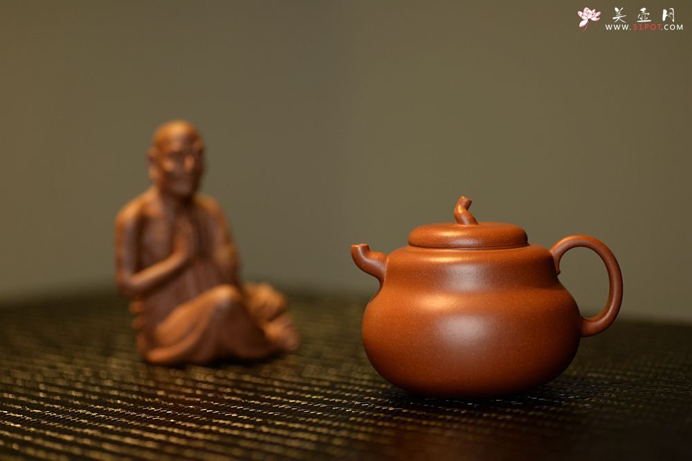 紫砂壶图片：全手雕塑 栩栩如生 精品修心罗汉~ - 美壶网