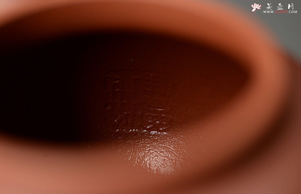 紫砂壶图片：施梦佳全手新作 厚重大气 全手大掇只 - 美壶网