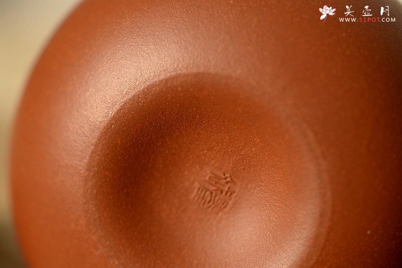 紫砂壶图片：瞿斌原创作品 曼妙 古拙有趣 乾坤葫芦 优质金降坡 - 美壶网