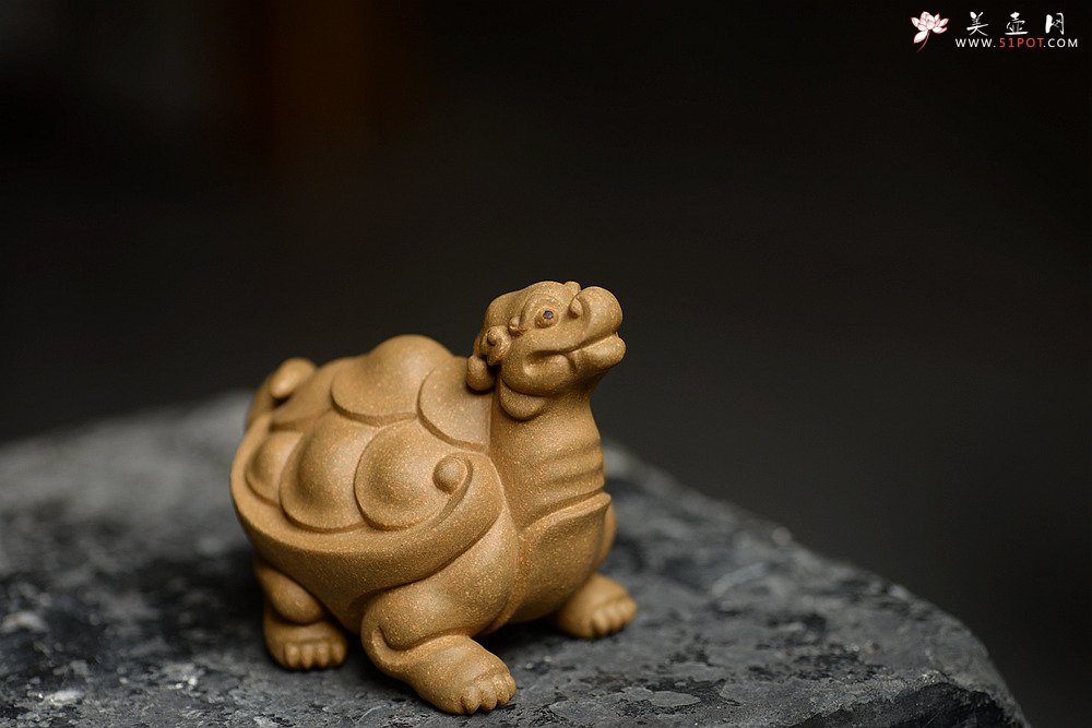 紫砂壶图片：优质段泥 做工精致 龙龟茶宠 - 美壶网