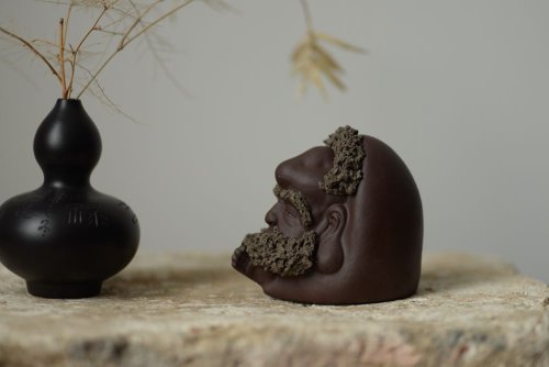 美壶定制紫砂壶 原矿紫泥  神态生动  宁静悟禅 茶宠 原矿紫泥