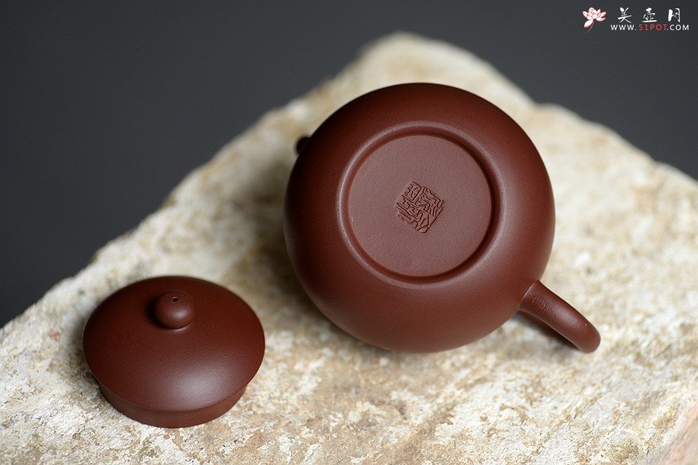紫砂壶图片：美壶特惠 经典传统 寅春西施 优质枣红泥 逸韵丰华 - 美壶网