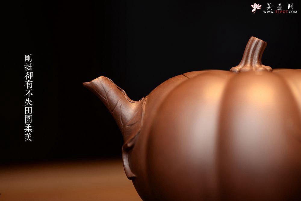 紫砂壶图片：花货奇才顾正芳新作 灵韵秀雅 全手南瓜 田园丰韵~ - 美壶网