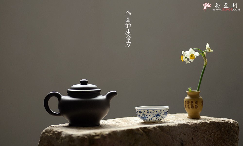 紫砂壶图片：邵春良甲午年全手新作 厚重大气 古朴典雅 大亨掇只 光素经典传奇 - 美壶网