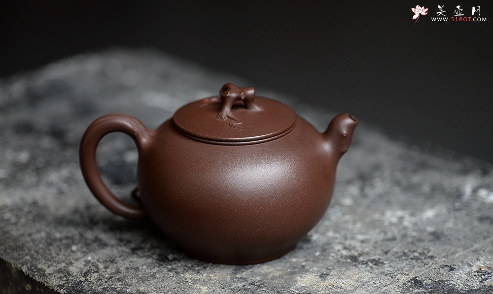 紫砂壶图片：高雪琴全手花趣 线条流畅 构思精妙 新意花器 - 美壶网