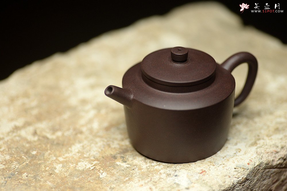 紫砂壶图片：美壶特惠 古朴文气 炮管直流 小德中 - 美壶网