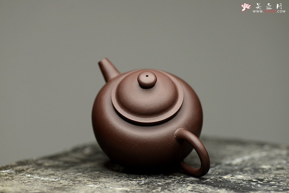 紫砂壶图片：张智耀新作 实用佳器 原矿紫泥 全手薄胎巨轮珠 - 美壶网