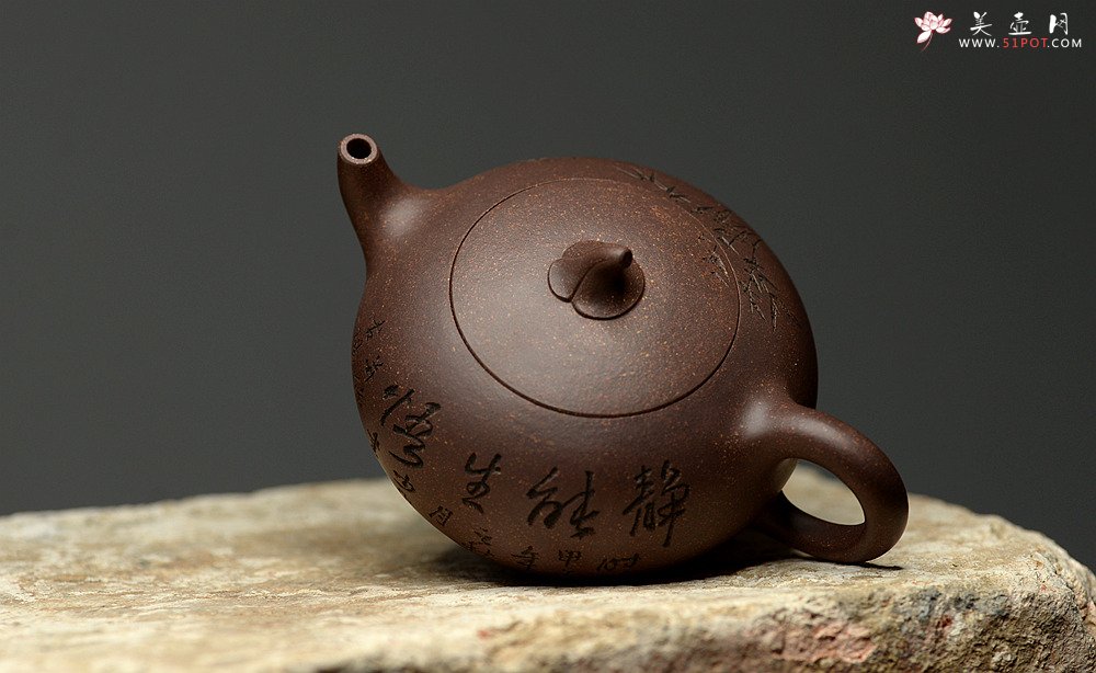 紫砂壶图片：张听刚装饰  周斌全手力作 原矿鱼子砂 全手吉瓜 - 美壶网