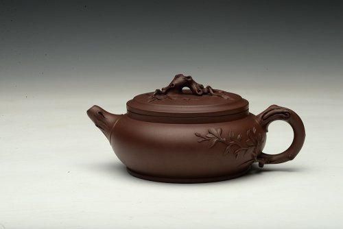 孙伟强紫砂壶 春天的气息~大口实用 玉兰迎春 孙伟强张新亚合作原创作品 原矿紫泥