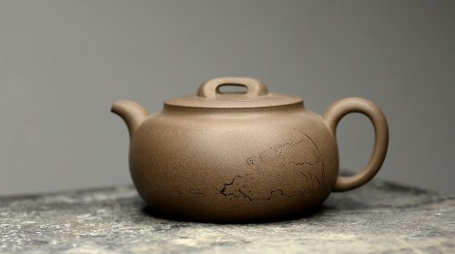 邵家俊紫砂壶 国师和石精心装饰 邵家俊全手青段大归隐 浑厚古朴 文气雅致 青灰泥