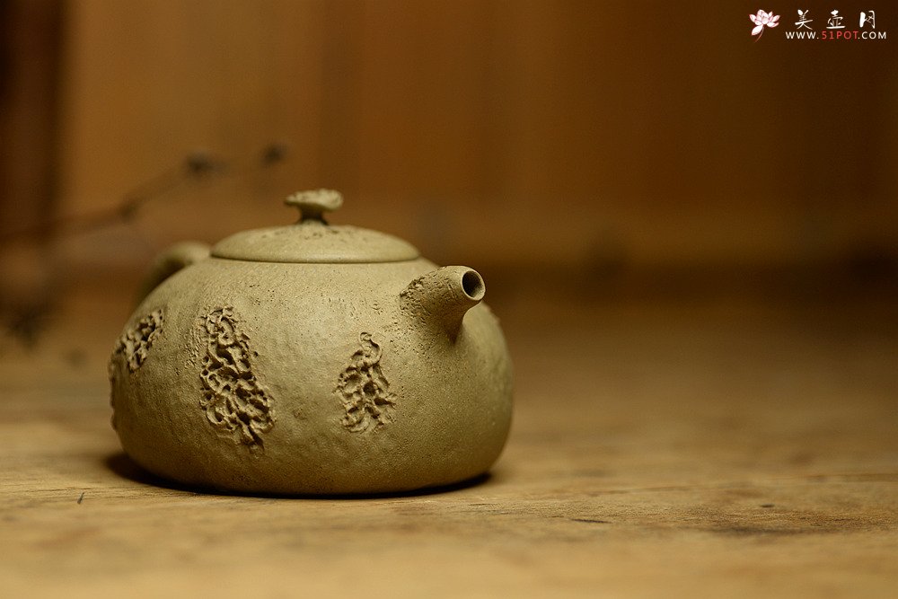 紫砂壶图片：肌理丰富 拙味~ 全手薄胎龚春 ~沧桑质感 - 美壶网