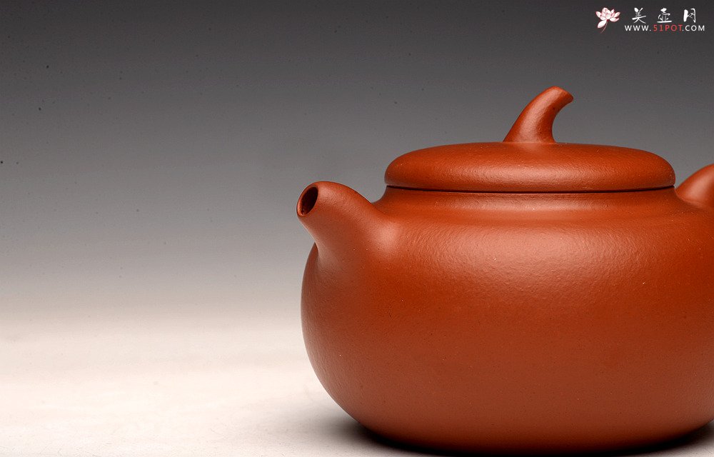 紫砂壶图片：优质朱泥 自然褶皱 得趣自然 实用朱泥小品 全手茄瓜 - 美壶网
