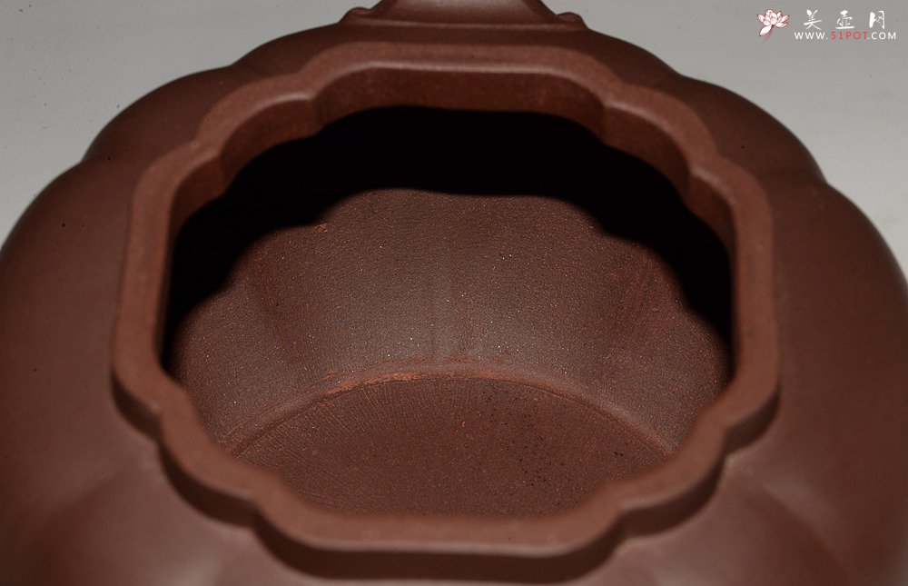 紫砂壶图片：酒虎最新力作 做工精致 器形周正 全手工太极如意 - 美壶网