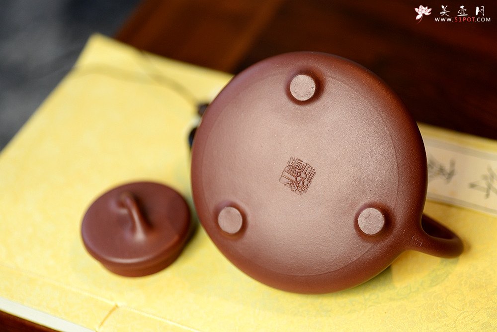 紫砂壶图片：张云熙精品装饰 油润老清水 子冶石瓢 挺拔清秀 有肉有骨 - 美壶网