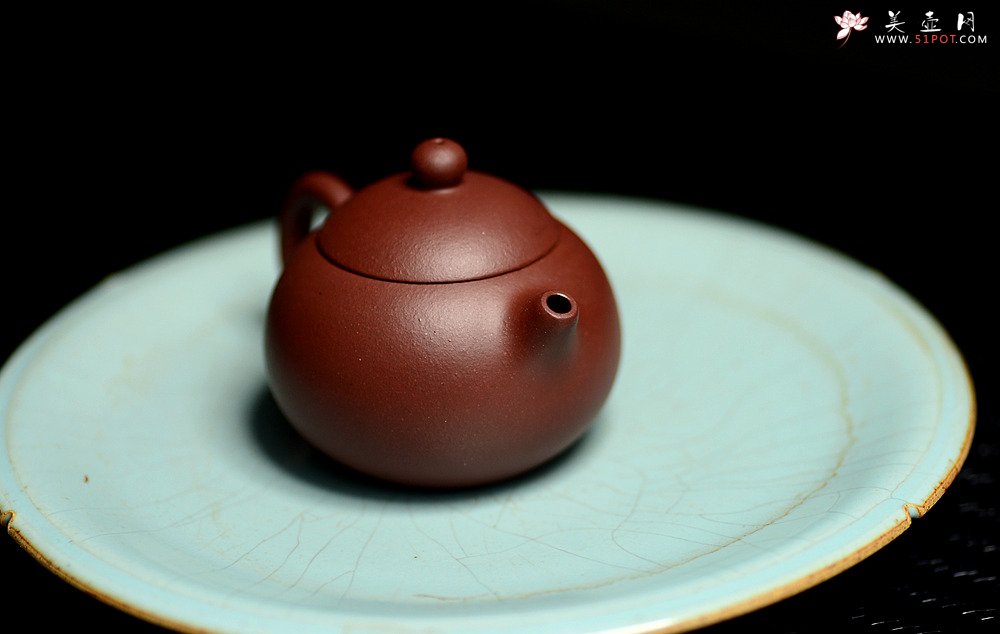 紫砂壶图片：美壶特惠 俏小可人 迷你西施 器虽小却不敢省工料~ - 美壶网