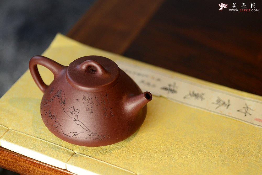 紫砂壶图片：张云熙精品装饰 油润老清水 子冶石瓢 挺拔清秀 有肉有骨 - 美壶网