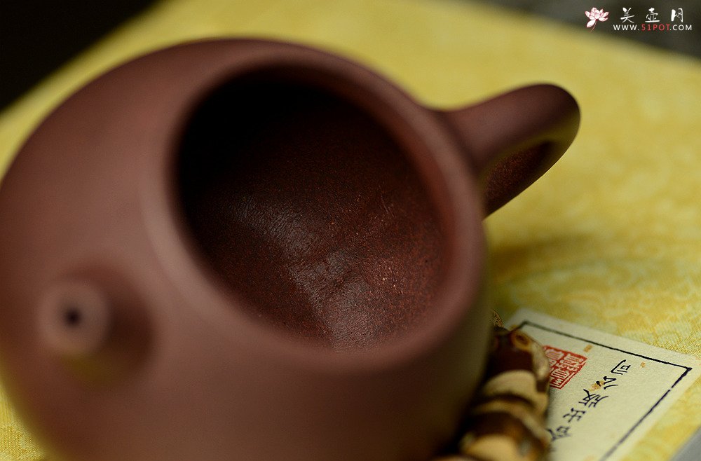 紫砂壶图片：淞庐作品 高温老紫泥 古朴 老味 全手文旦 - 美壶网