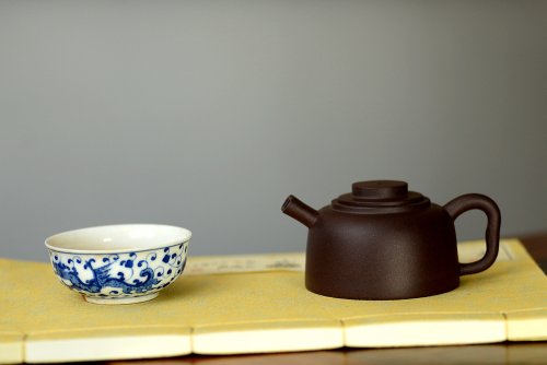 泓渝山房紫砂壶 美壶特惠 茶人最爱 造型新颖 有趣 双流井栏 原矿黑星土