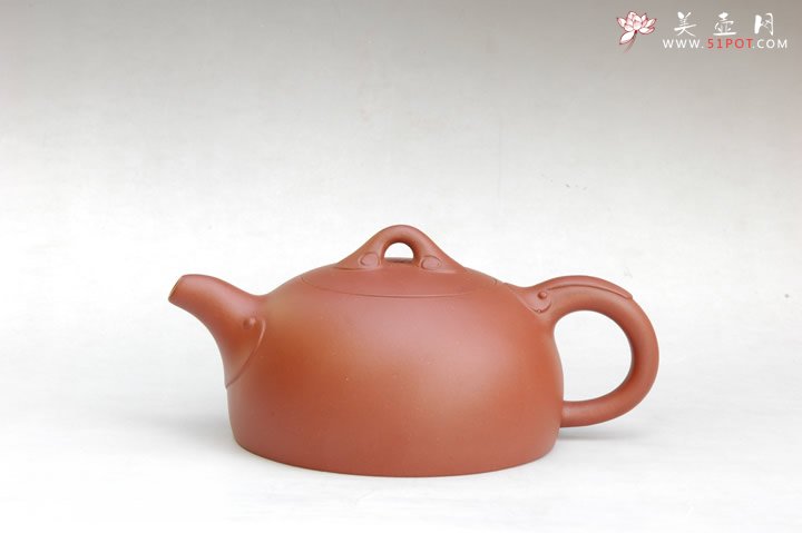 紫砂壶图片：如意半月壶 - 美壶网