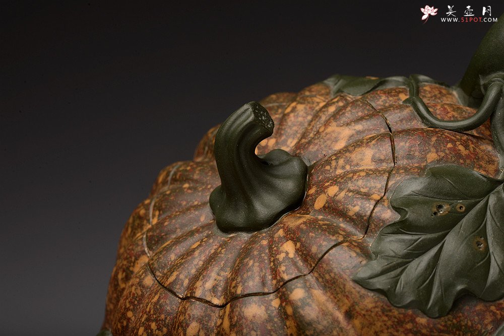 紫砂壶图片：贴叶精彩 花器实力派 田园清趣 七彩南瓜 孙伟强张新亚合作 - 美壶网