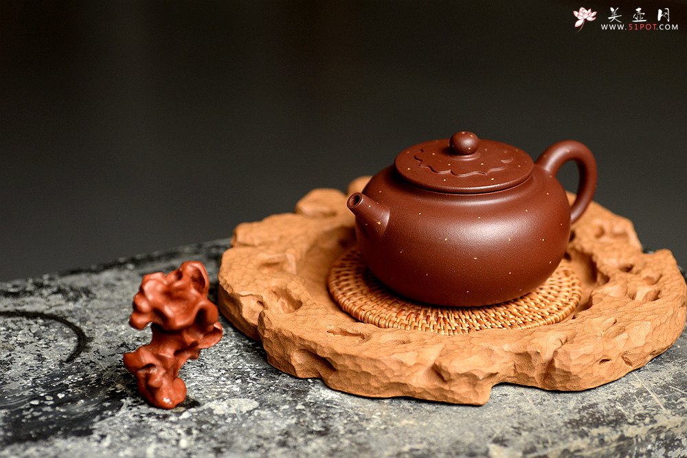 紫砂壶图片：温文尔雅 素雅精致 全手铺砂明华  - 美壶网