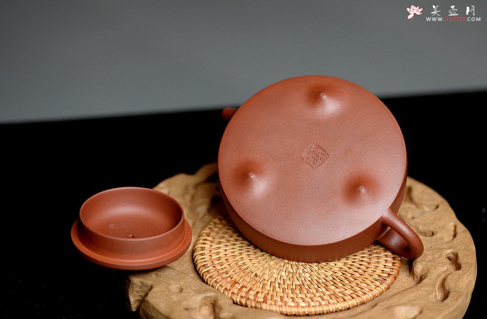 紫砂壶图片：钱伟刚新品 文气周盘 古朴大方 实用佳品 - 美壶网