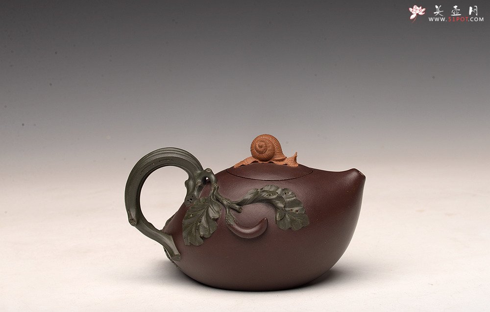 紫砂壶图片：田园清趣 理趣兼备 合于美学 茄形高年惬意壶 孙伟强张新亚合作 - 美壶网