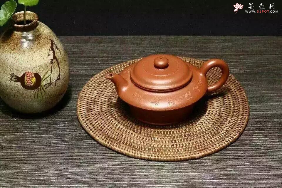 紫砂壶图片：虚扁 - 美壶网