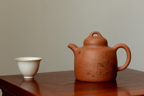 陈进紫砂壶 细刻如丝 黄龙山降坡泥 全手高士壶 饱满大气 原矿降坡泥