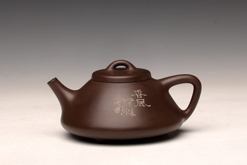 汤红专紫砂壶 陆轶舟精心装饰 汤红专代表作全手子冶石瓢 骨肉均挺 一厂黑星土 儒雅文气 原矿黑星土