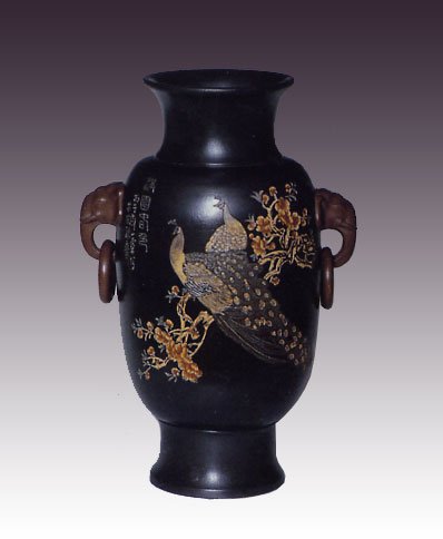 毛国强紫砂壶 黑料孔雀瓶 