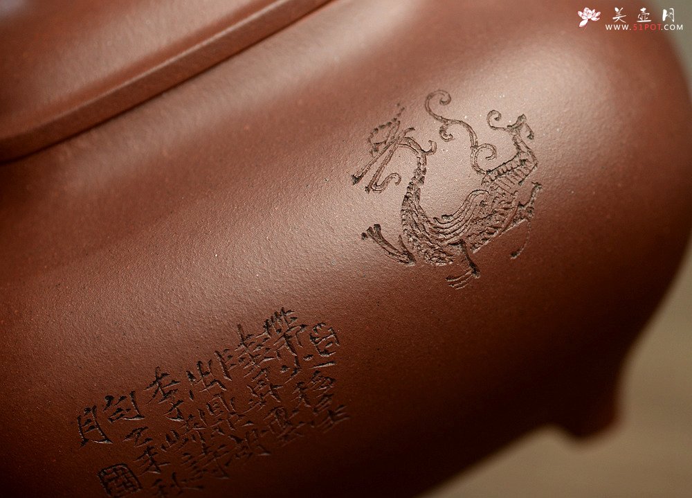 紫砂壶图片：文气装饰 大气磅礴 优质清水 全手传炉 神韵悠长 - 美壶网