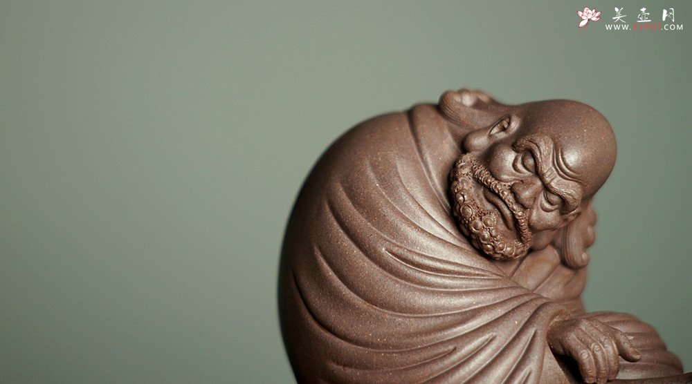 紫砂壶图片：细工大赞 刘祥精品雕塑 指点迷经  - 美壶网