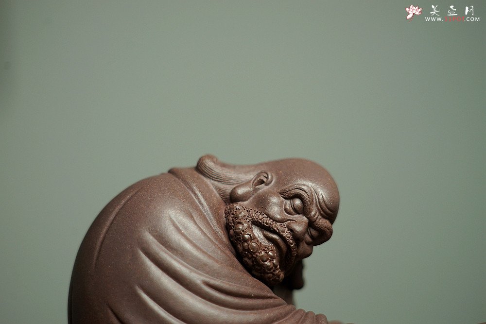 紫砂壶图片：细工大赞 刘祥精品雕塑 指点迷经  - 美壶网