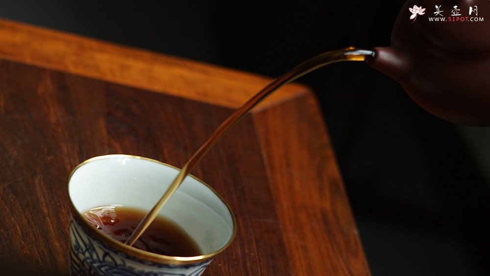 紫砂壶图片：俞欣荣新作 美壶特惠 经典实用 出水如注 线条流畅 做工精致 汉韵（高旭峰款式） - 美壶网