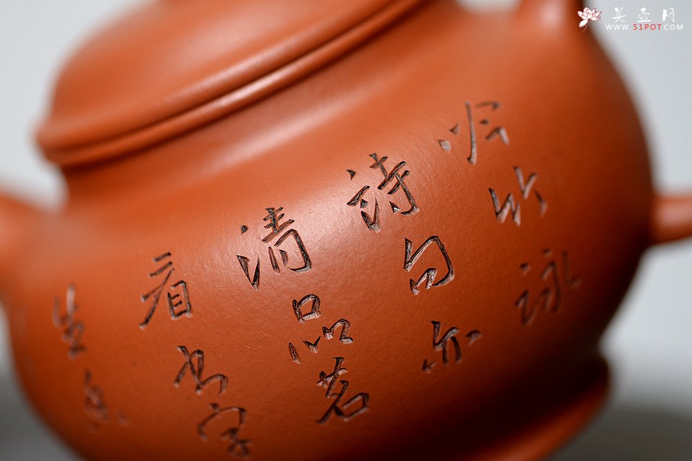 紫砂壶图片：张听刚装饰 刀法老辣 饱满周正 全手掇只 优质朱泥 - 美壶网