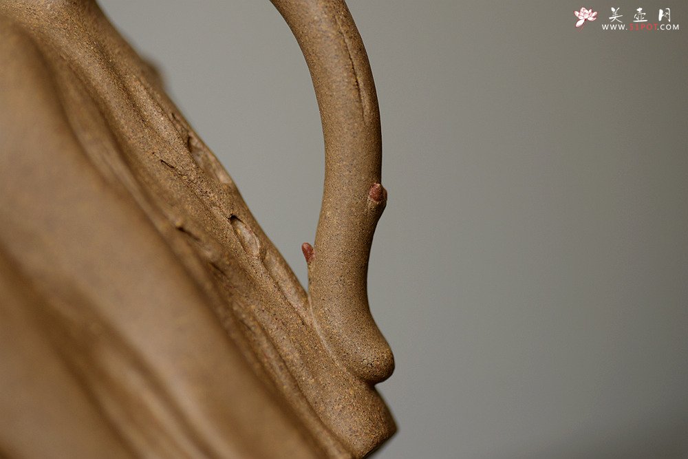 紫砂壶图片：刘秀全手经典作品 肌理自然生动 高挑挺拔 古朴之味~~颀长壶 - 美壶网