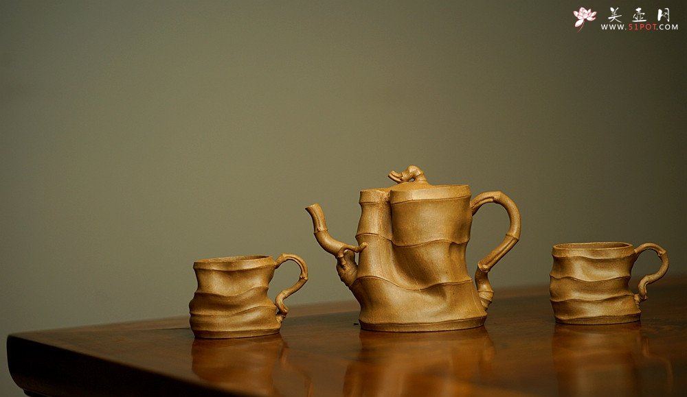 紫砂壶图片：林秀明最新作品 全手精品 文雅十足  清逸套组 一壶竹韵~ - 美壶网