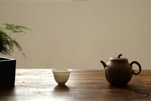 潘小东紫砂壶 潘小东全手新作 学院风 亭亭玉立 文气可人 玉瓜 原矿段泥