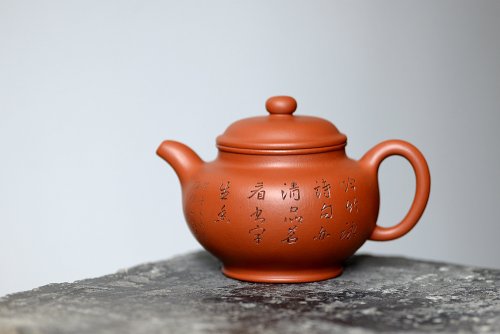 徐亚春紫砂壶 张听刚装饰 刀法老辣 饱满周正 全手掇只 优质朱泥 原矿朱泥