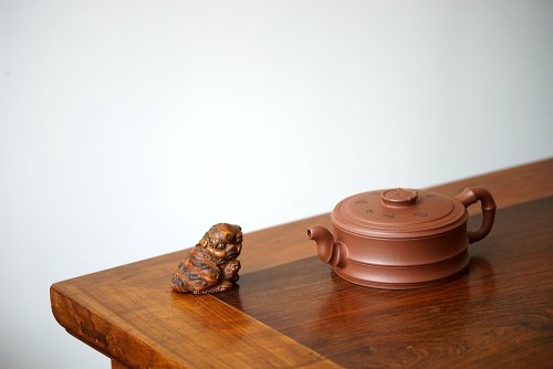 储俊伟紫砂壶 史云棠高徒储俊伟作品 刘世涛装饰 文气十足 全手扁竹段 原矿底槽清