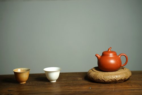 徐亚春紫砂壶 传统器形 白云一片去悠悠~敦厚可人  全手茄段 原矿朱泥