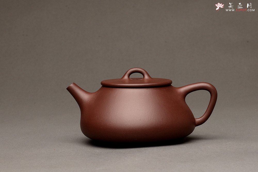 紫砂壶图片：器形周正 骨肉均挺之全手平盖石瓢  - 美壶网