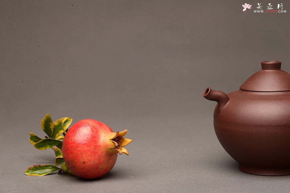 紫砂壶图片：詹黎明全手新作 古朴稳重 颇具个性 陶瓮 做工精致 - 美壶网