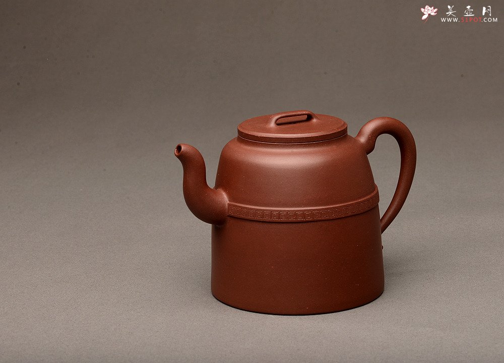 紫砂壶图片：古朴大气 潘小东全手新作 全手岱琮 挺拔俊秀  - 美壶网