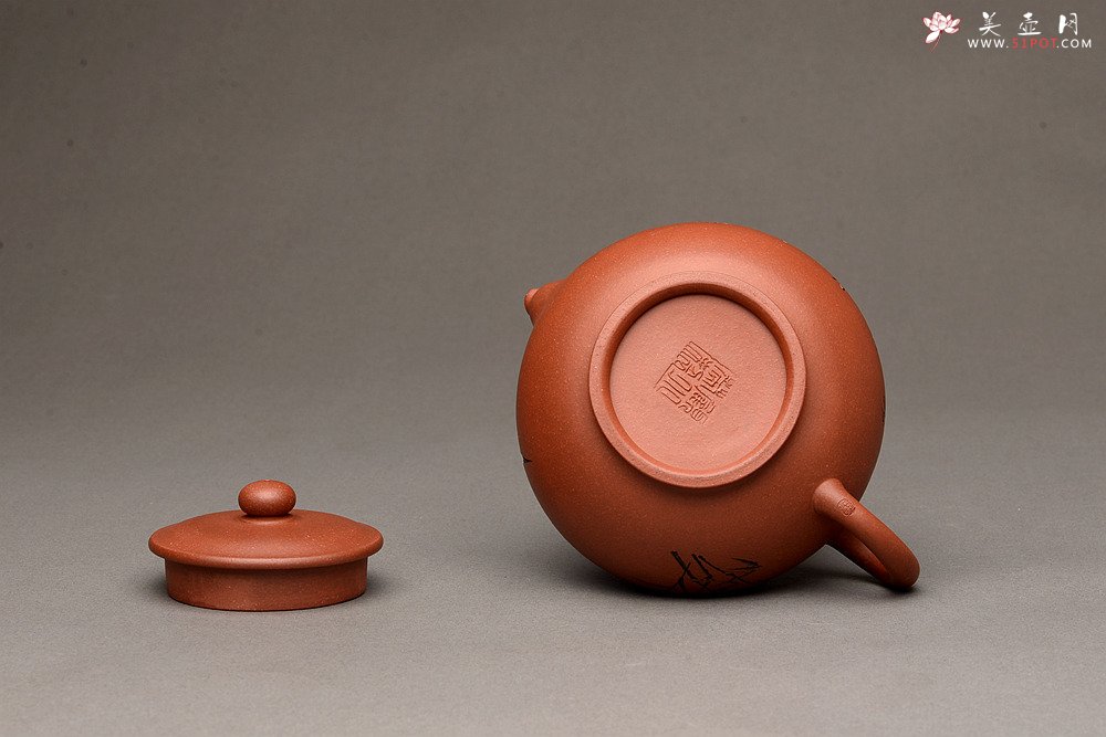 紫砂壶图片：端庄典雅 顾小英新作  全手紫韵 - 美壶网