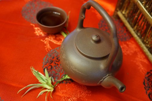 鲁小兔紫砂壶 吴径提梁 民国老紫泥 原矿紫泥