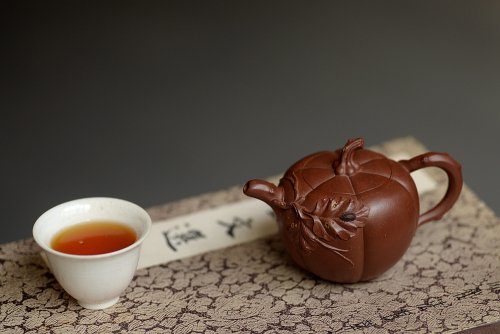 孙伟强紫砂壶 原创作品 孙伟强张新亚合作 贴叶精湛 灵巧曼妙 小南瓜 原矿紫泥