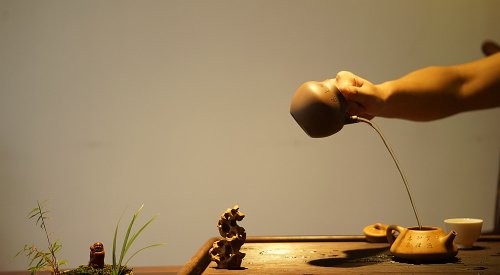 淞庐紫砂壶 淞庐出品 全手佳作 文气十足~ 云水禅心急须二式 炮嘴独孔 青灰泥